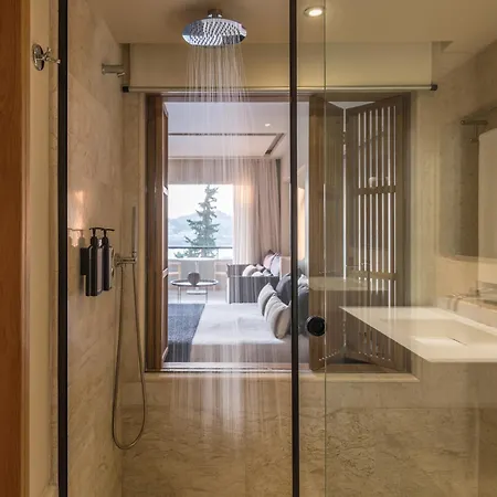 Mare, Seaside Hotell