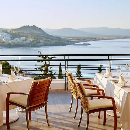 Mare, Seaside Hotel